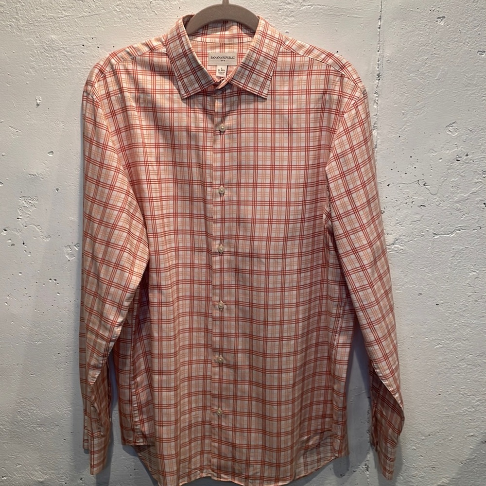 Banana Republic Mens button down dress shirt size L orange/white